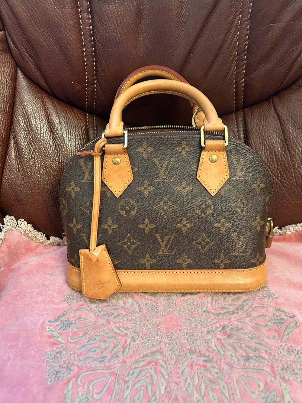 (EUC) LV Monogram Alma BB microchipped
